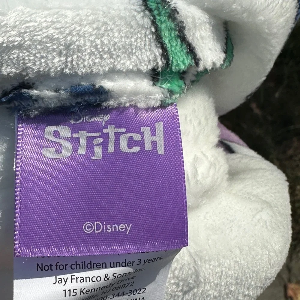 Disney Stitch Plush Throw Blanket 50x70 White Pineapple Soft Blanket New